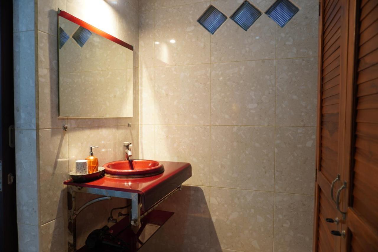 Puri Bisma Ubud - 4 Bedroom Private Villa - 10 Min Walking To Ubud Center Exterior photo